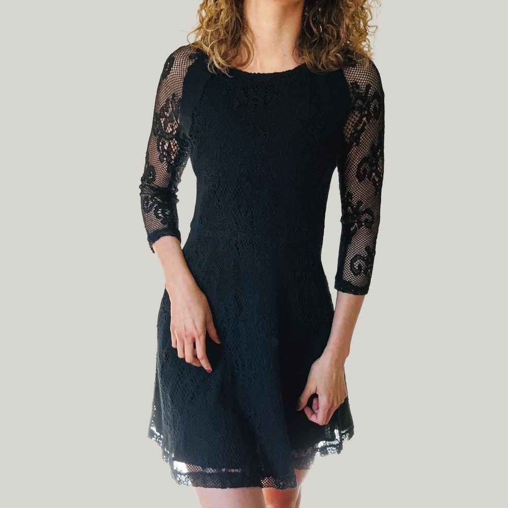 Sandro Paris Black Floral Lace Mini Dress 3/4 Sleeve Exposed Back Zip R3826E 3 - Picture 3 of 7